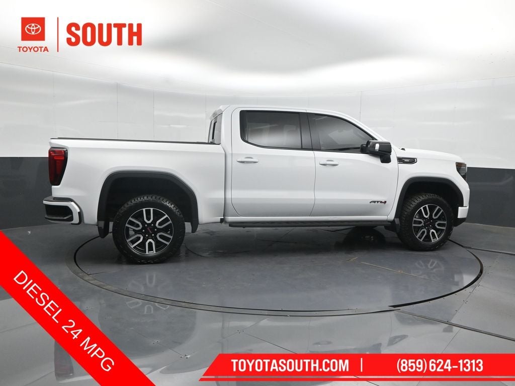 2023 GMC Sierra 1500 AT4