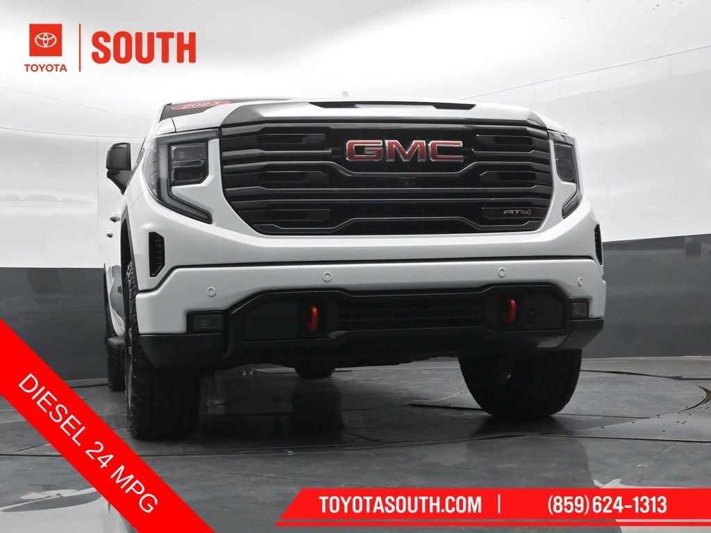 2023 GMC Sierra 1500 AT4