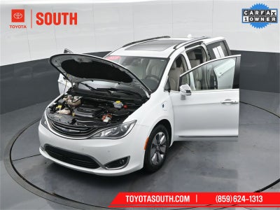 2018 Chrysler Pacifica Hybrid Limited