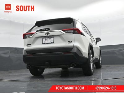 2022 Toyota RAV4 XLE Premium