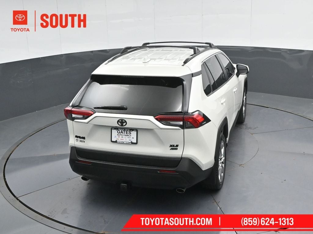 2022 Toyota RAV4 XLE Premium