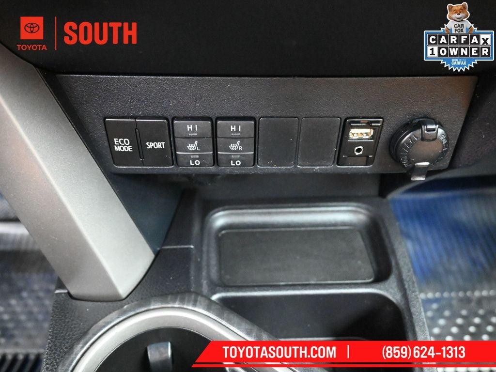 2017 Toyota RAV4 Platinum