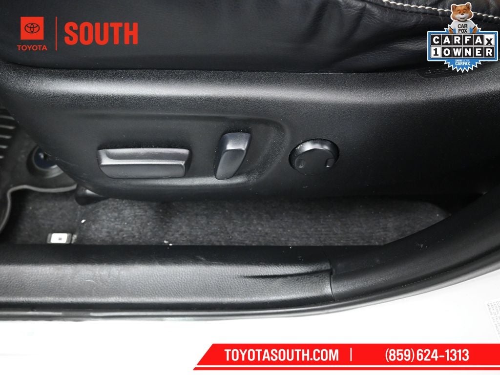 2017 Toyota RAV4 Platinum
