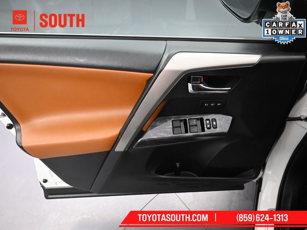 2017 Toyota RAV4 Platinum