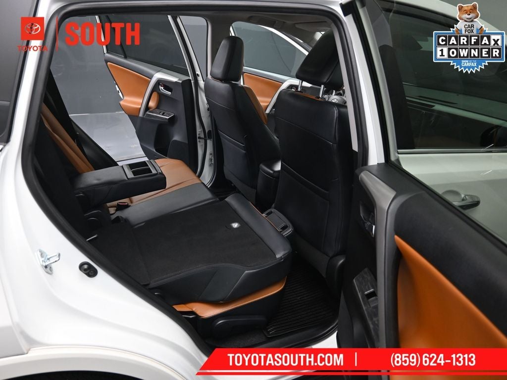 2017 Toyota RAV4 Platinum