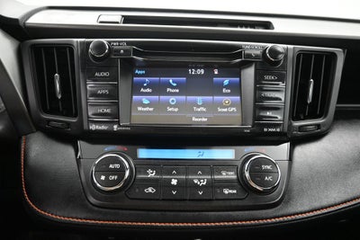 2018 Toyota RAV4 SE
