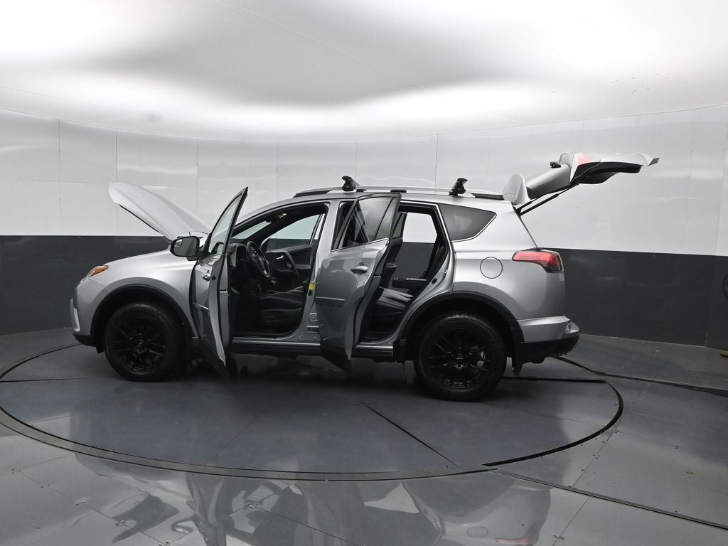 2018 Toyota RAV4 SE