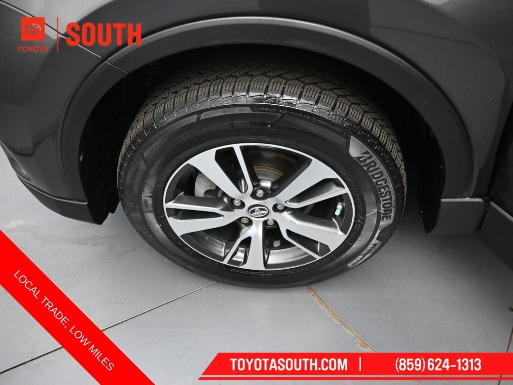 2017 Toyota RAV4 XLE