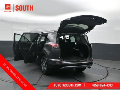2017 Toyota RAV4 XLE
