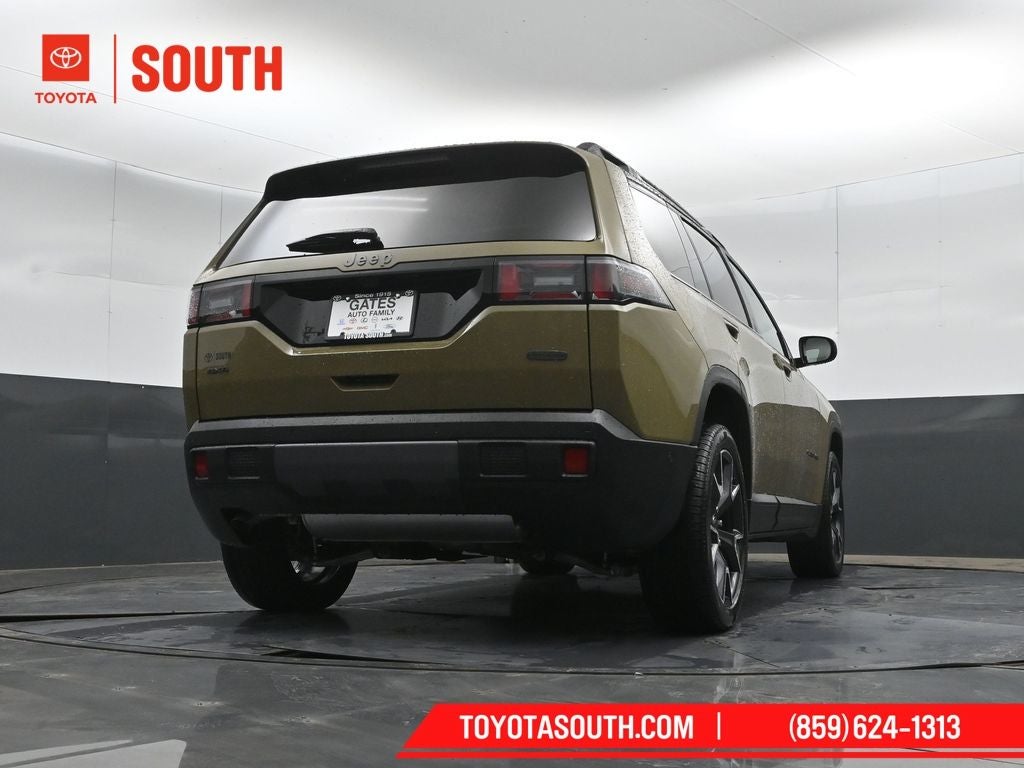 2026 Jeep Cherokee Overland