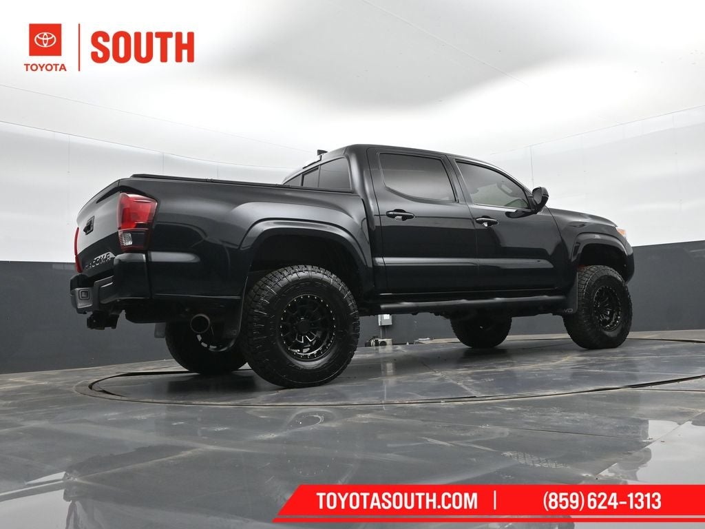 2022 Toyota Tacoma SR V6