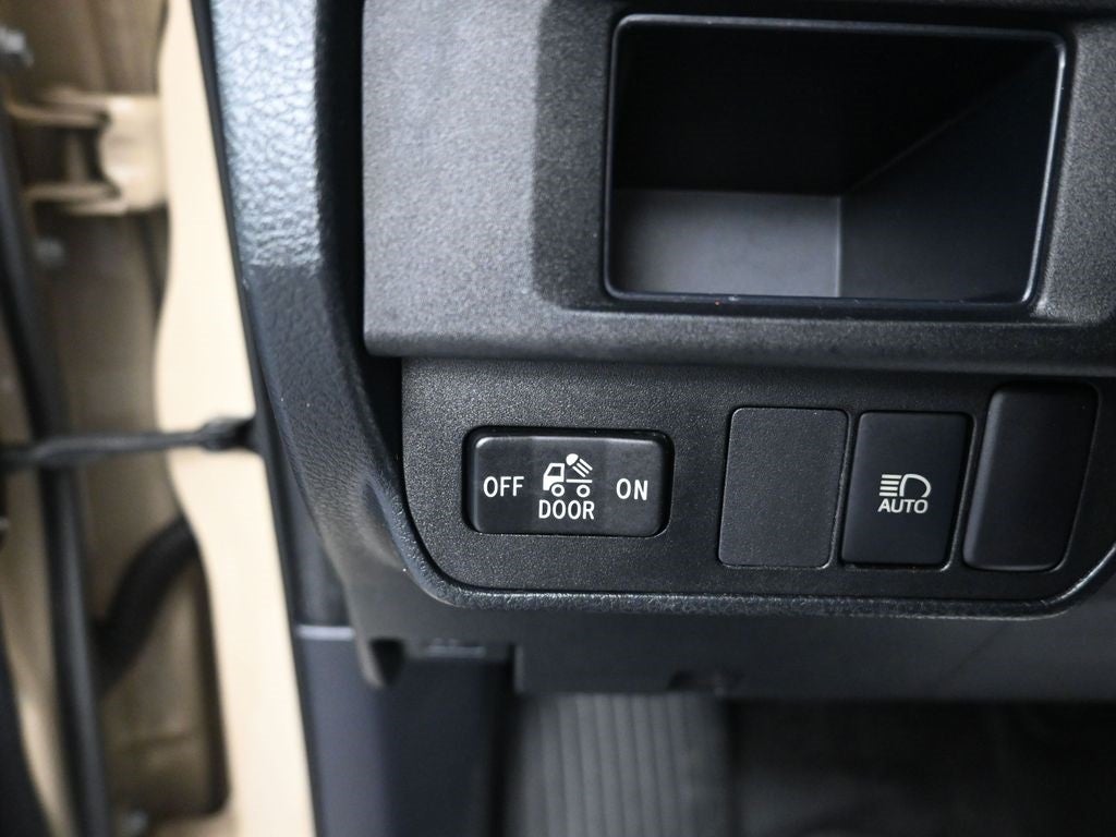 2018 Toyota Tacoma SR5 V6