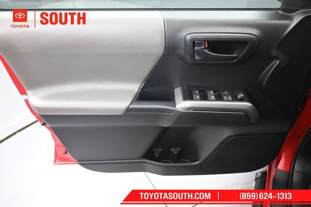2023 Toyota Tacoma SR5 V6