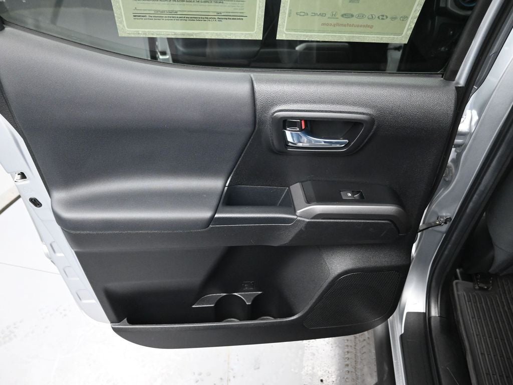 2023 Toyota Tacoma TRD Sport V6