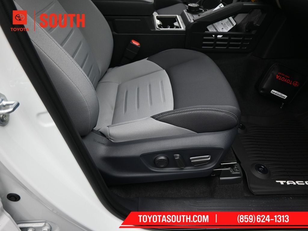 2024 Toyota Tacoma Hybrid TRD Off Road