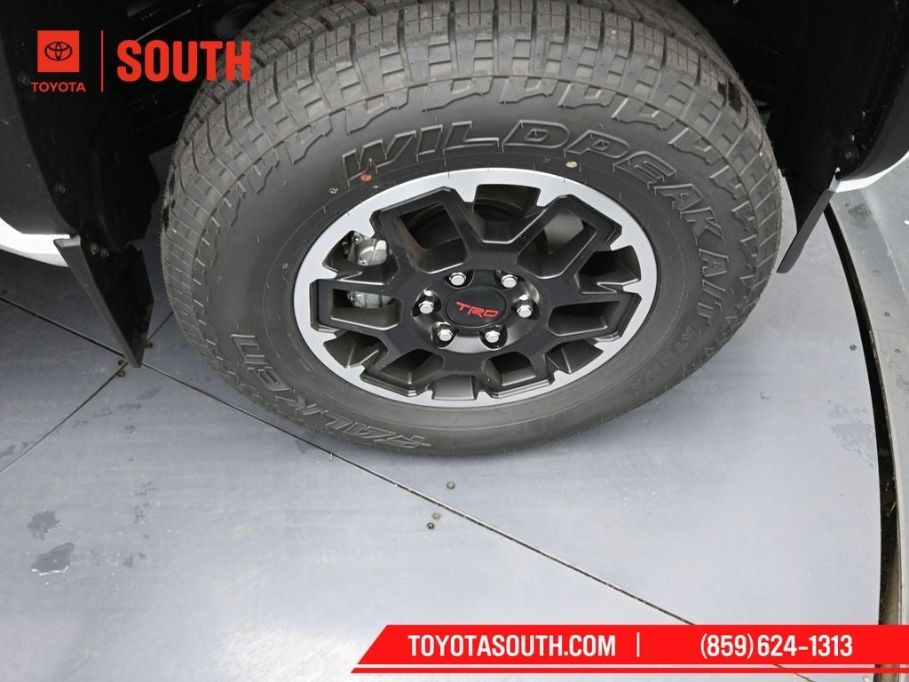 2024 Toyota Tacoma Hybrid TRD Off Road