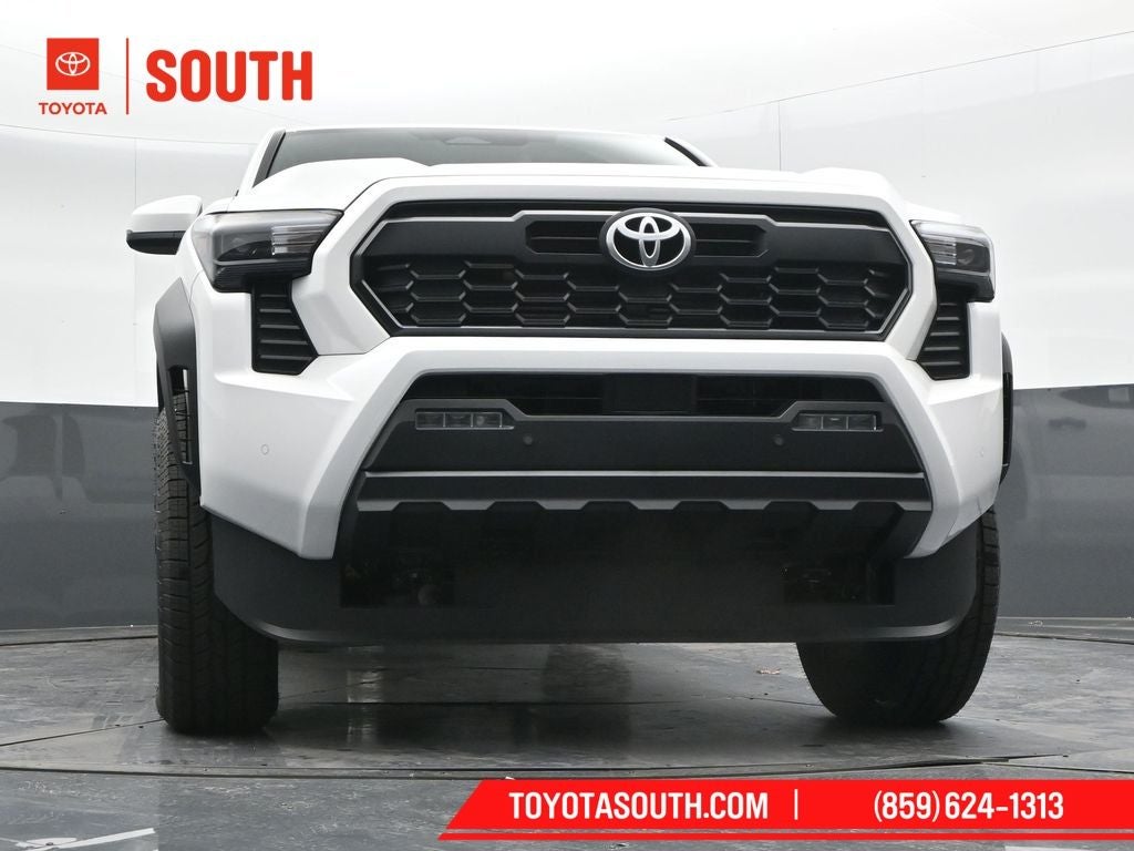 2024 Toyota Tacoma Hybrid TRD Off Road