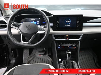 2025 Volkswagen Taos 1.5T SE