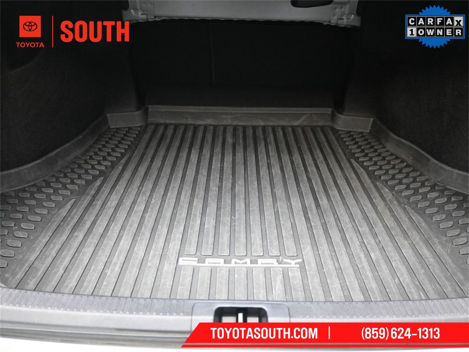 2024 Toyota Camry Hybrid LE