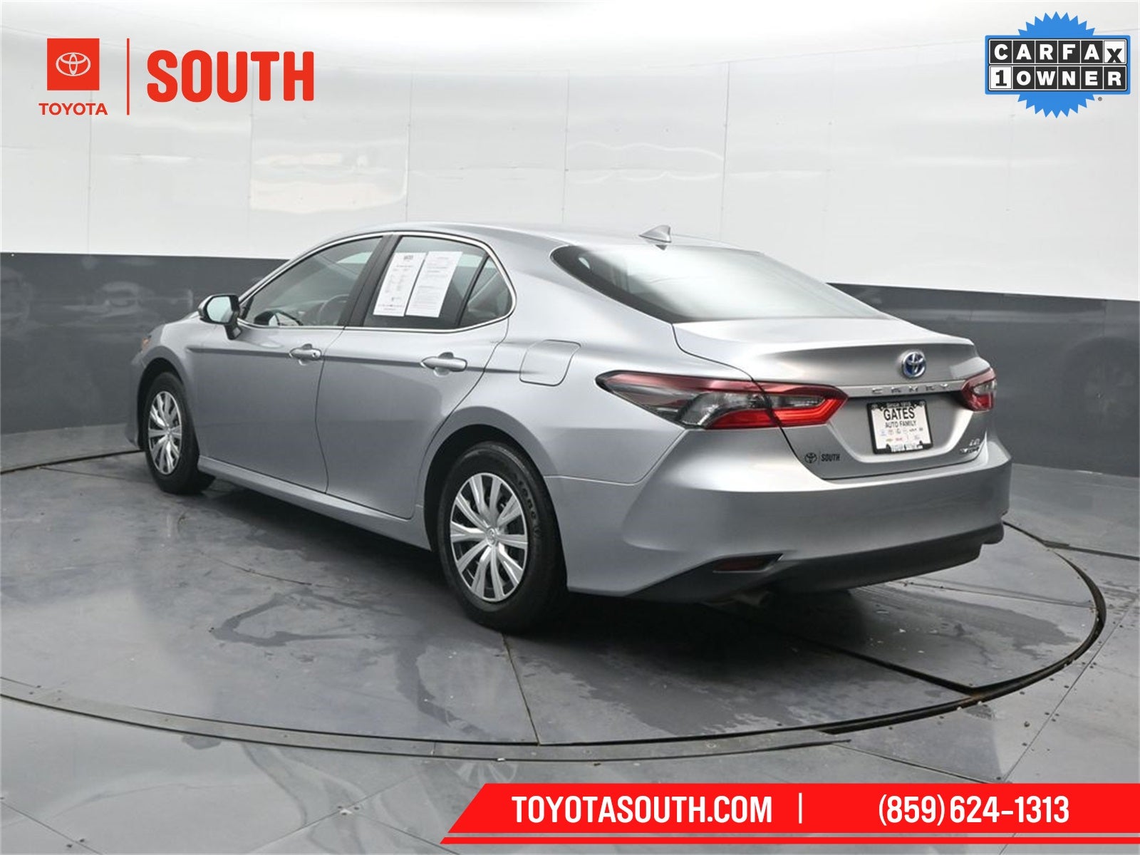 2024 Toyota Camry Hybrid LE