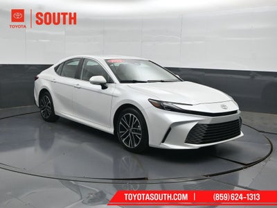 2025 Toyota Camry XLE