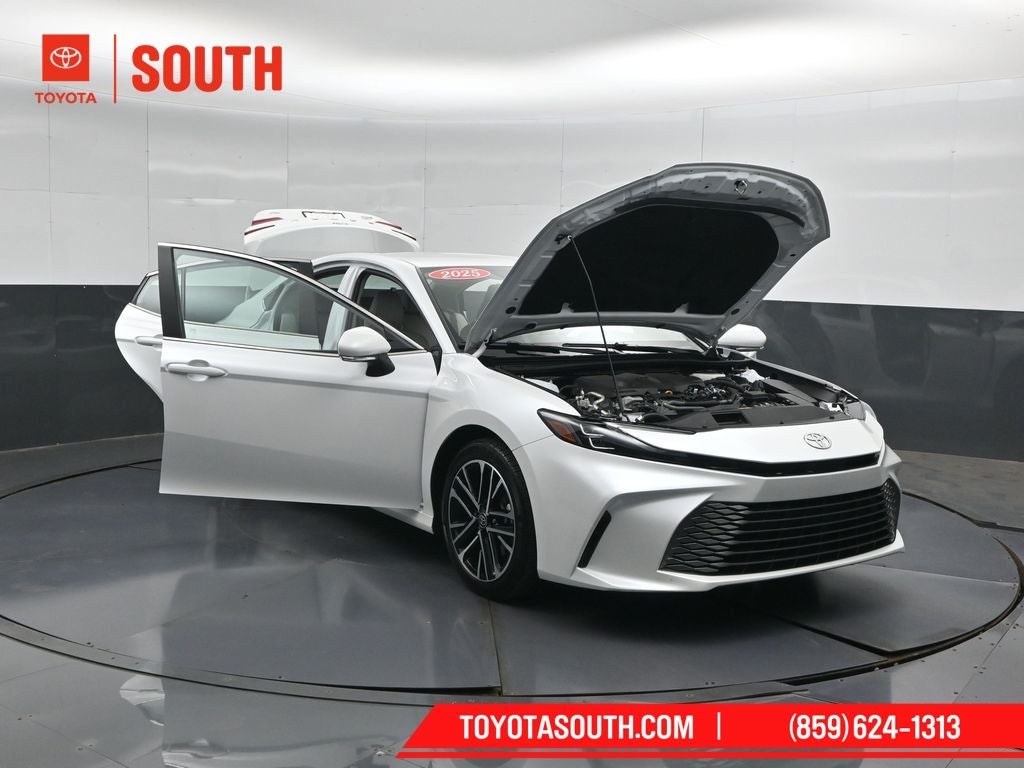 2025 Toyota Camry XLE