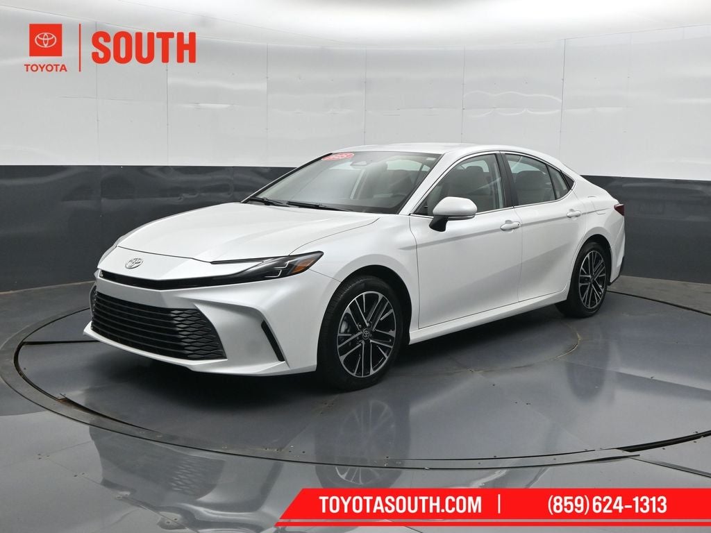 2025 Toyota Camry XLE