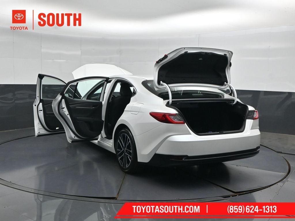 2025 Toyota Camry XLE