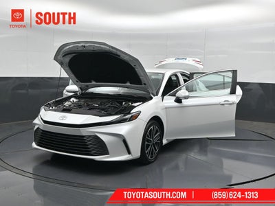 2025 Toyota Camry XLE