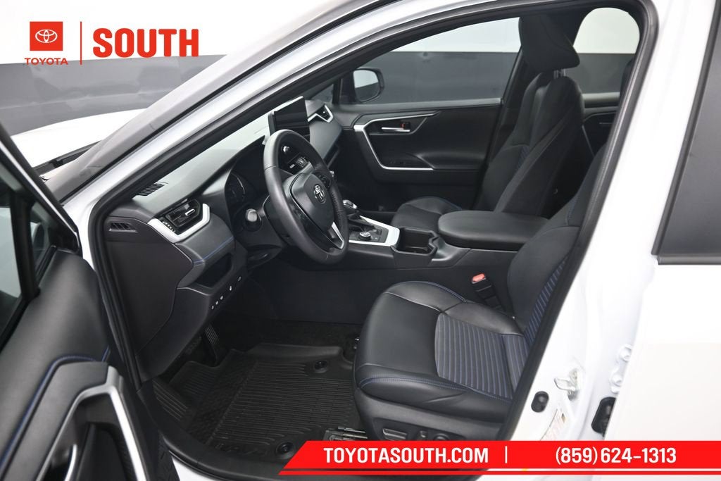 2025 Toyota RAV4 Hybrid XSE