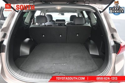 2020 Hyundai Santa Fe SE