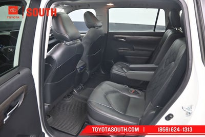 2021 Toyota Highlander Platinum