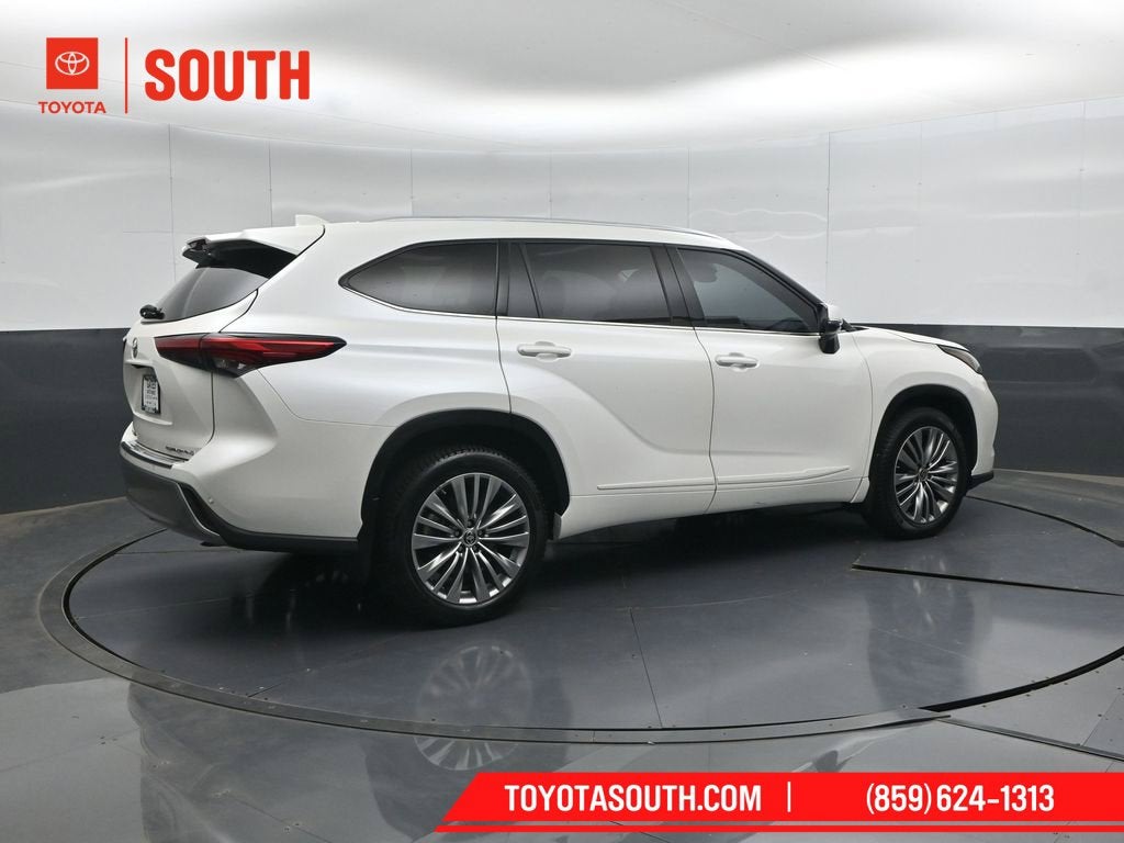 2021 Toyota Highlander Platinum
