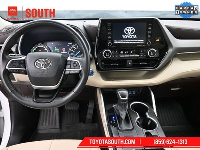 2022 Toyota Highlander Hybrid XLE