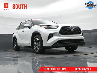 2022 Toyota Highlander Hybrid XLE