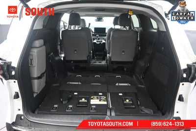 2025 Toyota Sienna XLE 7 Passenger