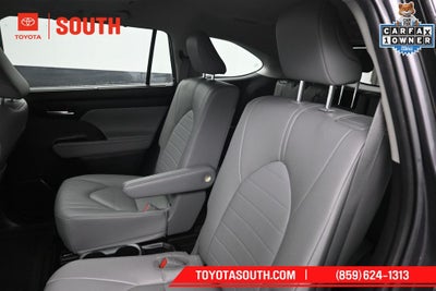 2023 Toyota Highlander Hybrid XLE
