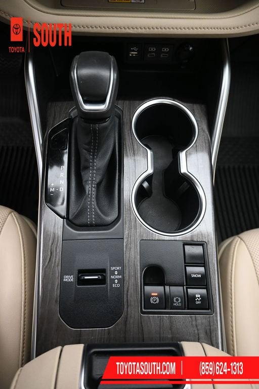 2023 Toyota Highlander Platinum