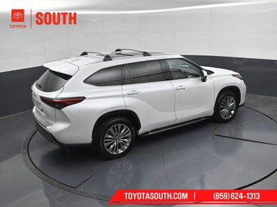 2023 Toyota Highlander Platinum
