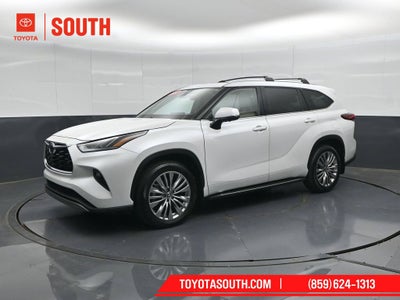 2023 Toyota Highlander Platinum