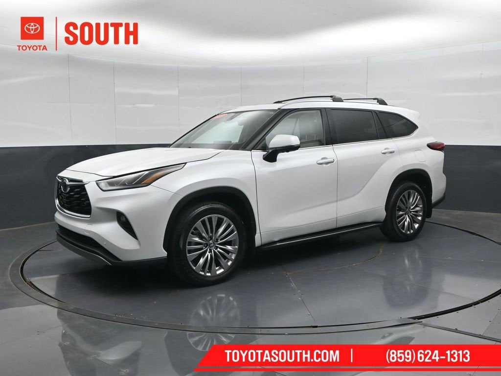2023 Toyota Highlander Platinum