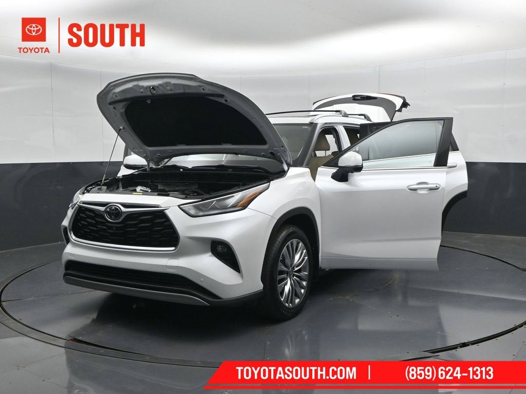 2023 Toyota Highlander Platinum