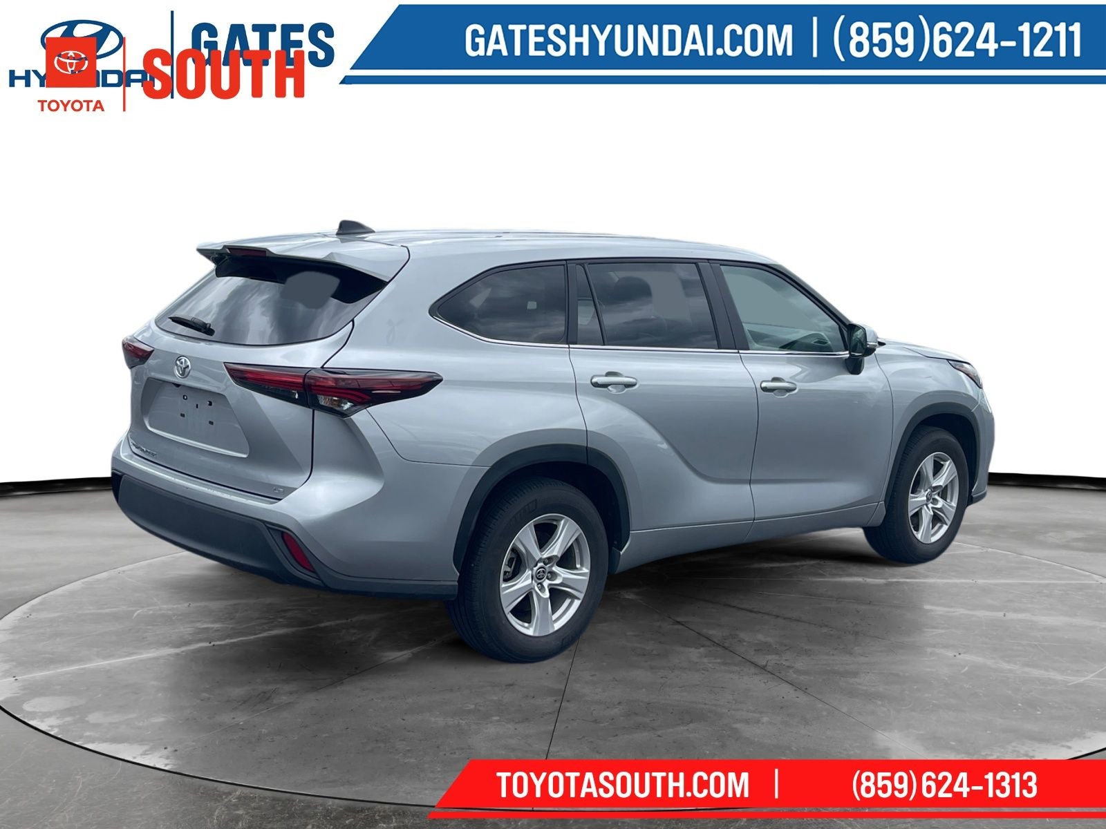 2025 Toyota Highlander LE