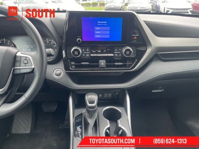 2025 Toyota Highlander LE