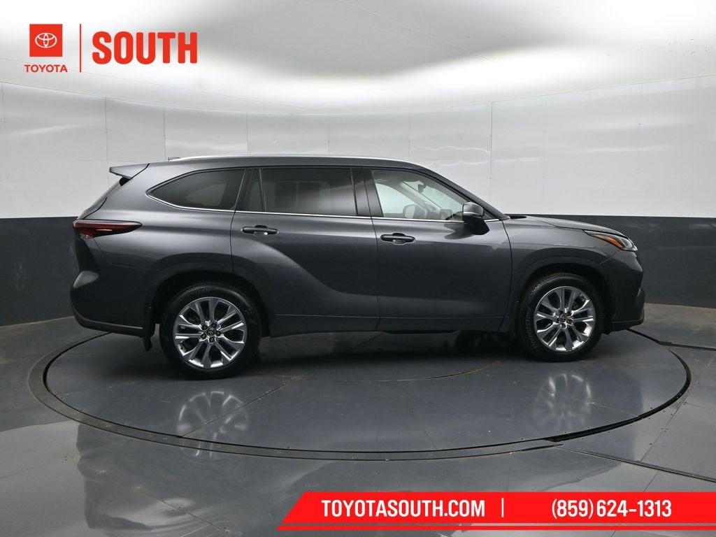 2025 Toyota Highlander Limited