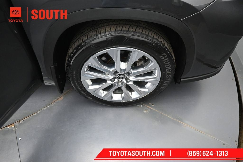 2025 Toyota Highlander Limited
