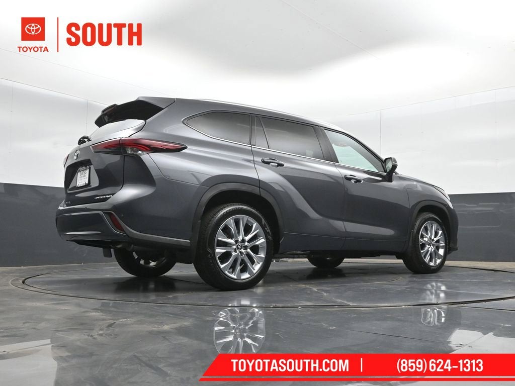 2025 Toyota Highlander Limited