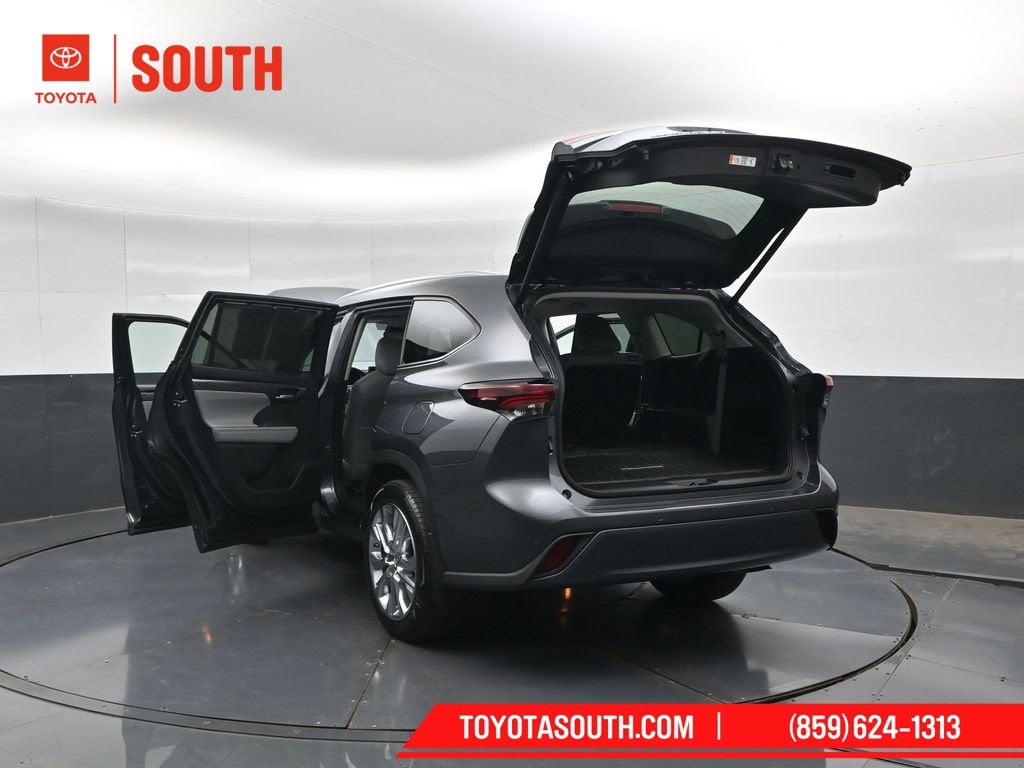 2025 Toyota Highlander Limited