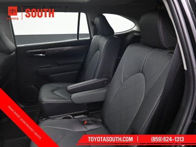 2024 Toyota Highlander Platinum