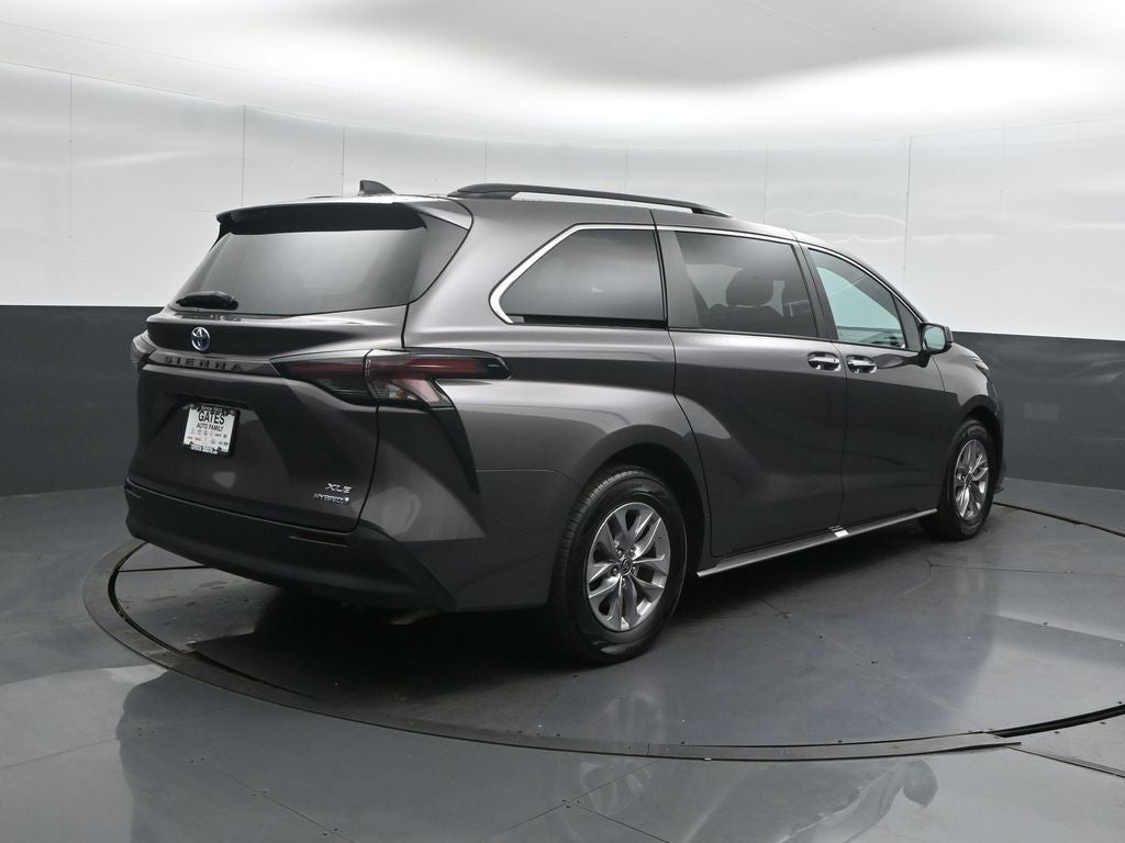 2023 Toyota Sienna XLE 7 Passenger